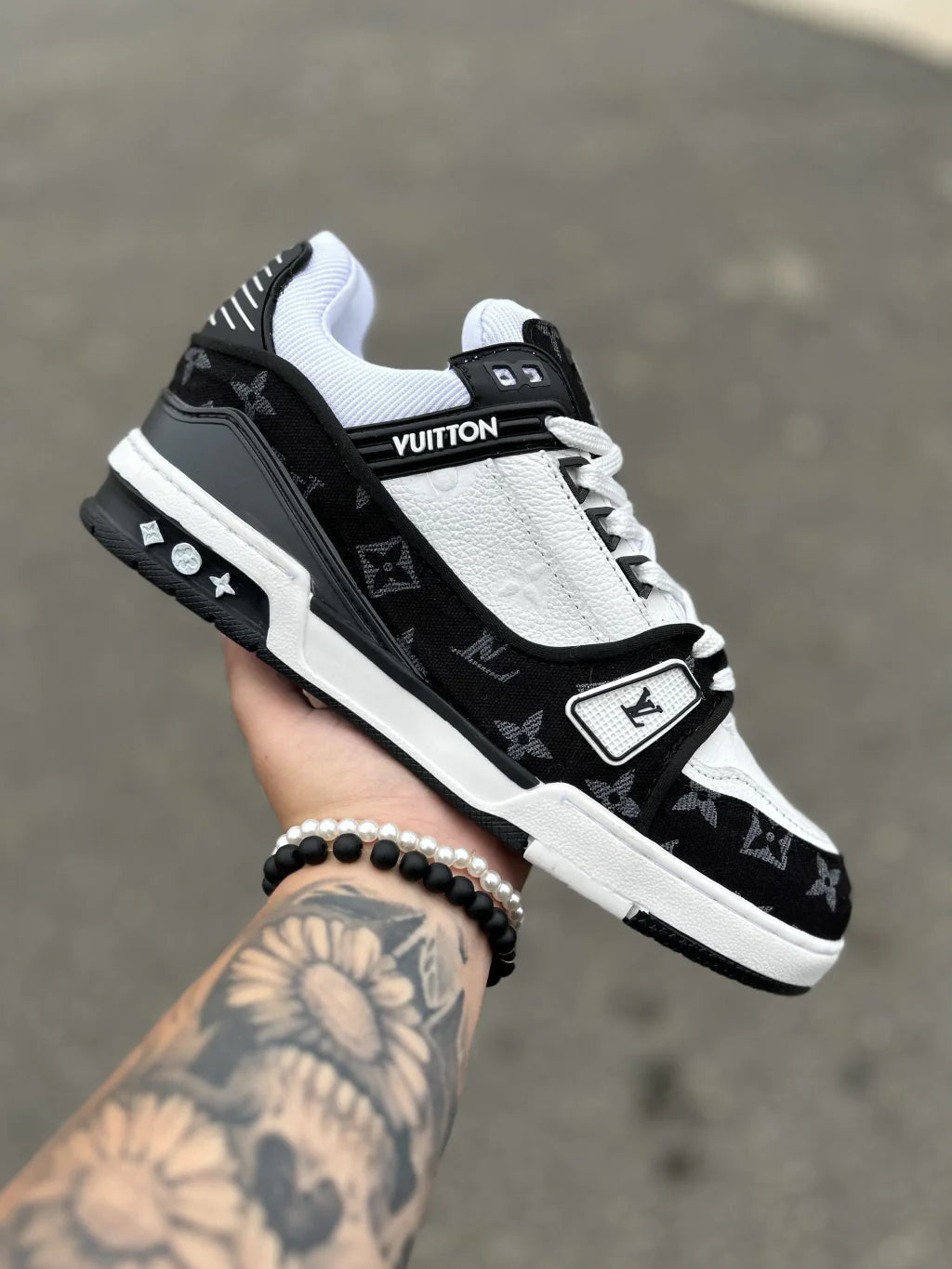 Louis Vuitton Skate - Black