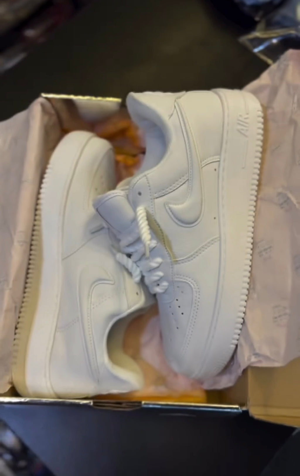 AIR FORCE 1 especial edition