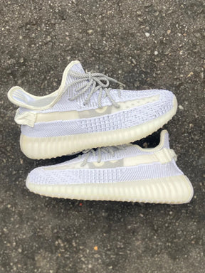 Adidas Yeezy Boost 350 V2 - Refletivo - Importado