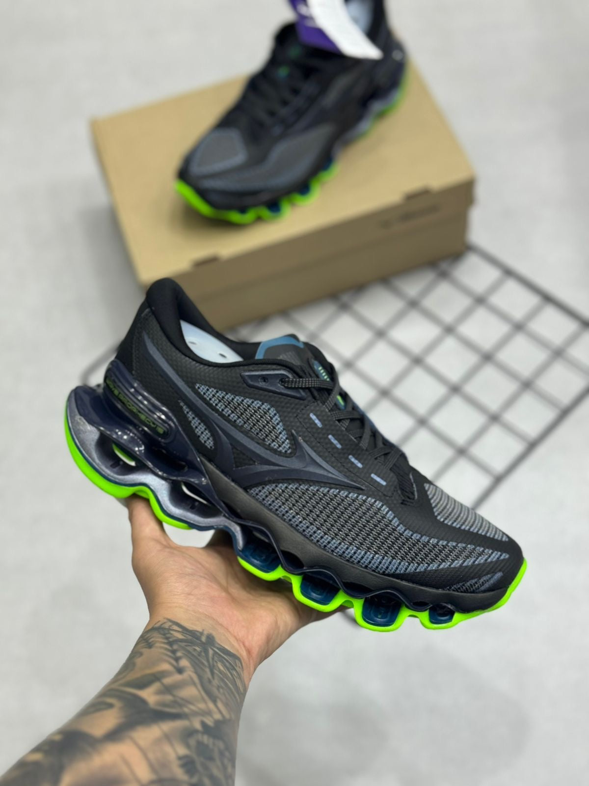 Mizuno Wave Prophecy 13