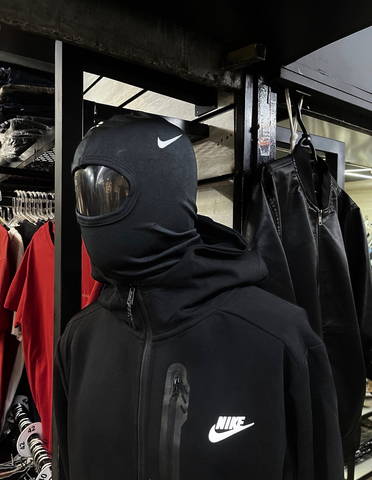 Conjunto Nike sportwear preto
