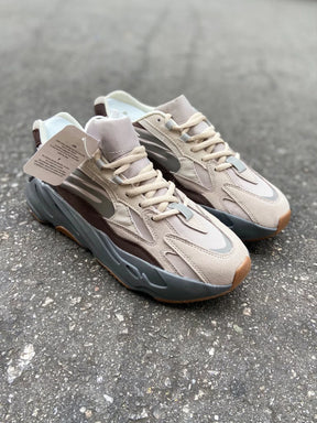 Adidas Yeezy 700 V2 - Tephra