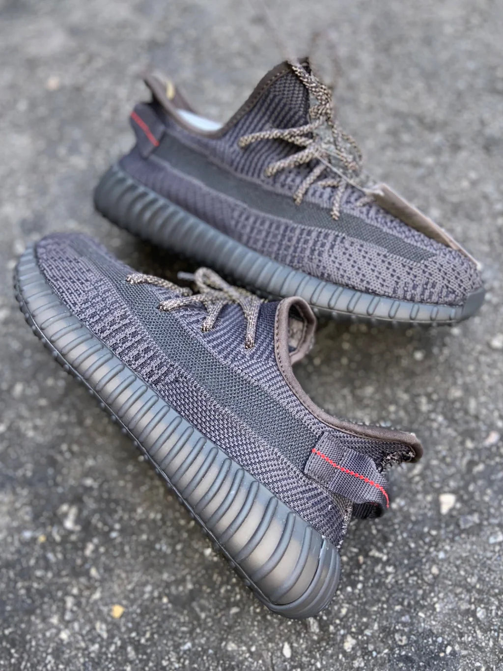 Adidas Yeezy Boost 350 V2 - Black Static - Importado