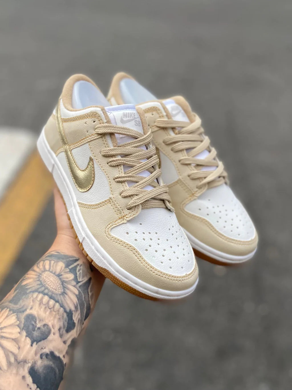 Nike Dunk - Dourado