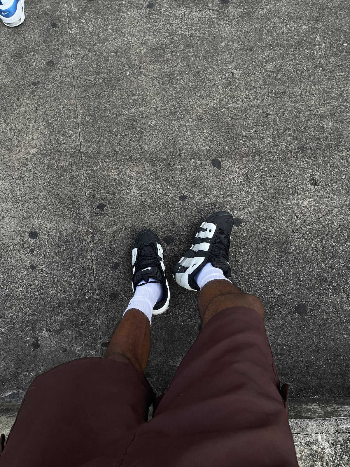 Nike Air More Uptempo Low - Preto e Branco