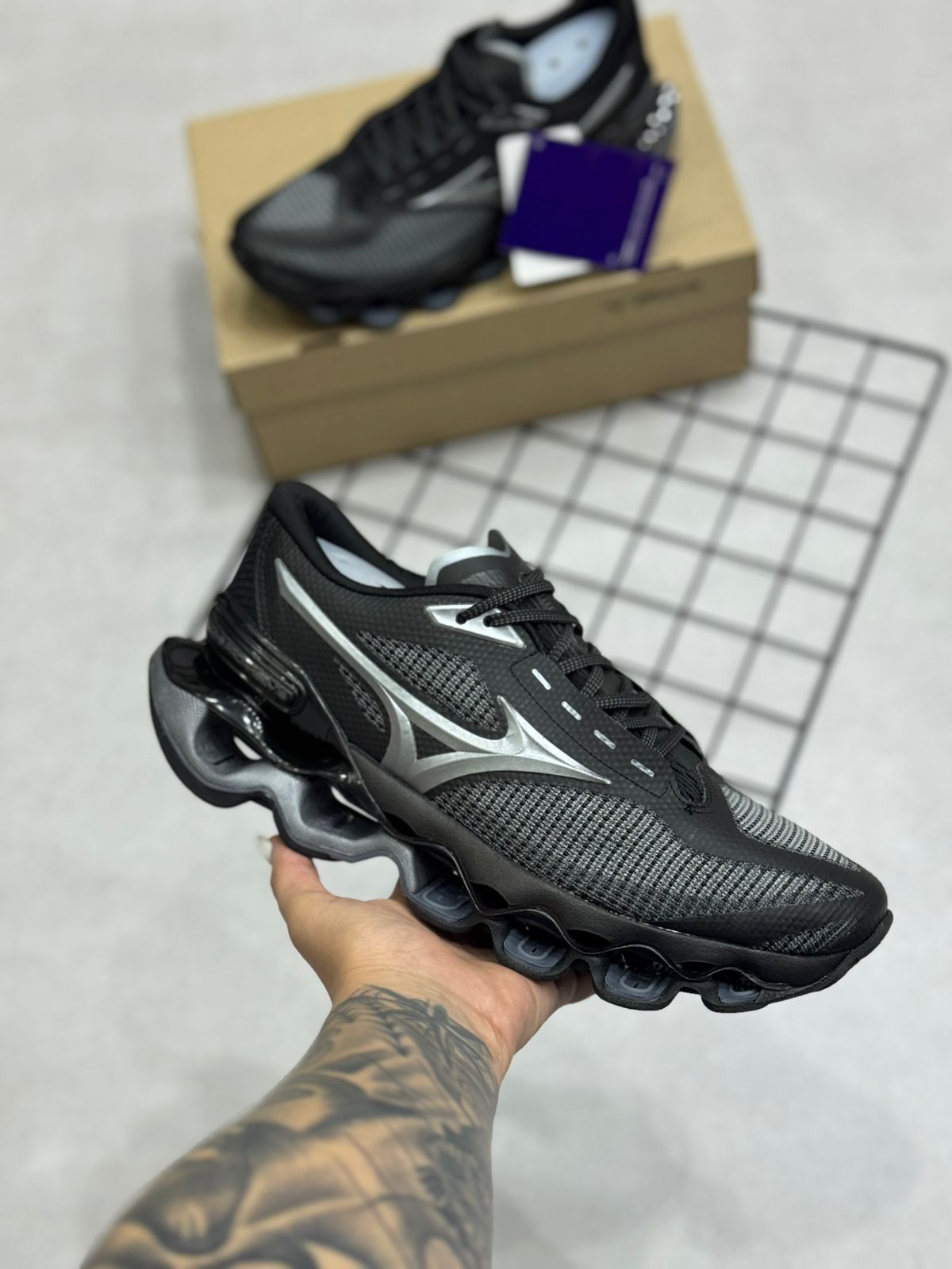 Mizuno Wave Prophecy 13