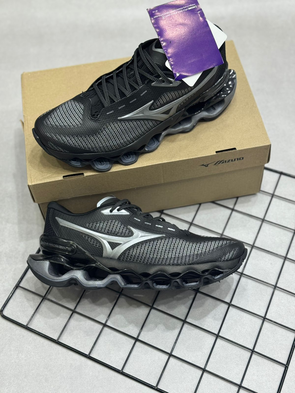 Mizuno Wave Prophecy 13