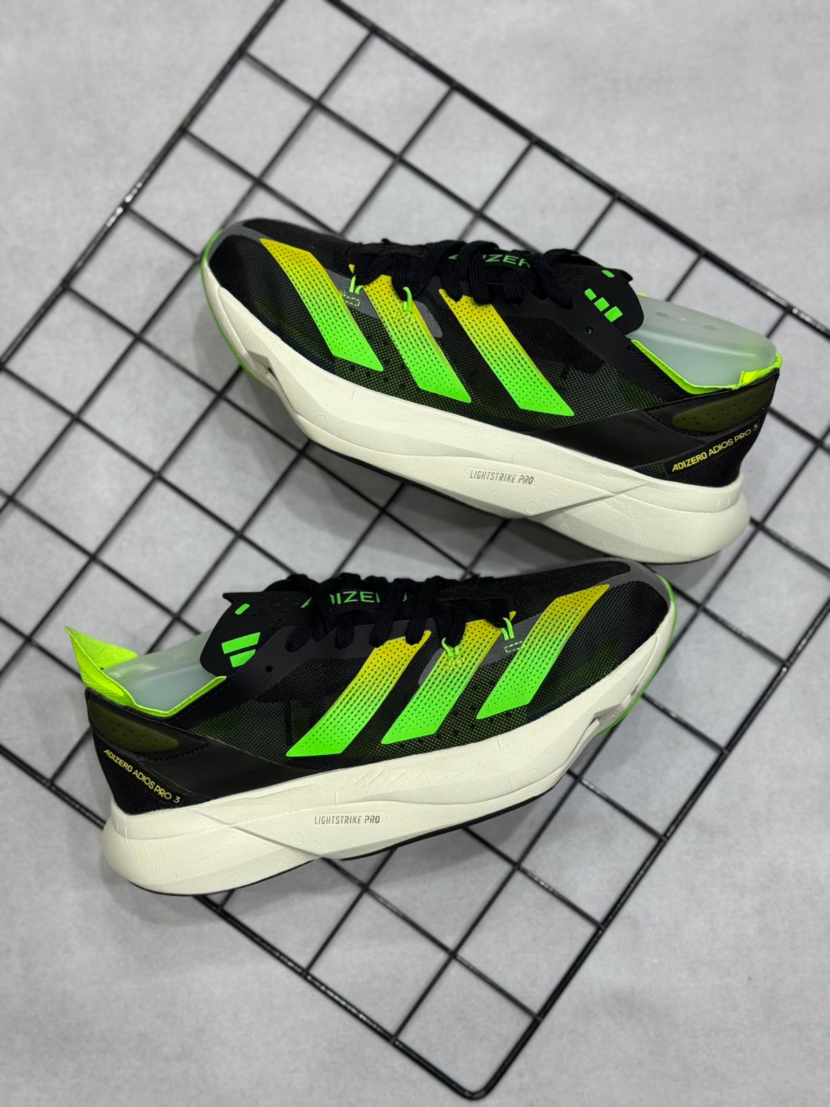 Adidas Adizero  Adios Pro 3 - Preto e Verde