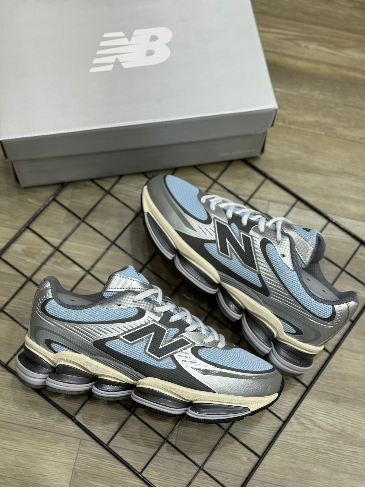 New Balance 2000 - Cinza e Azul
