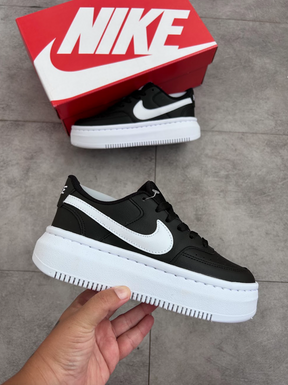 Nike Court Vision - Preto