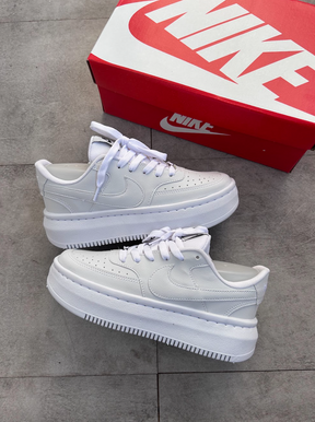 Nike Court Vision - Creme