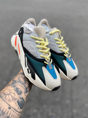 Adidas Yeezy 700 V2 - Wave Runner