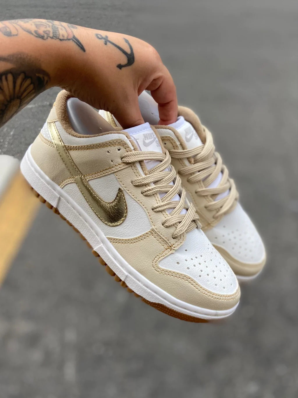Nike Dunk - Dourado