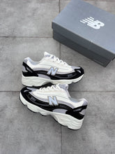 New Balance 1000 - Preto e Branco