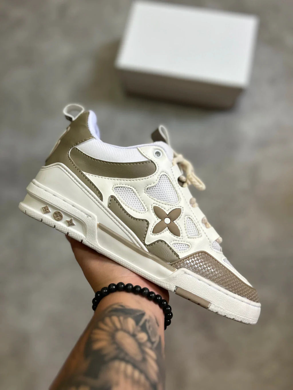 Louis Vuitton Skate - Bege e Marrom