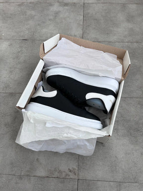 Alexander Mcqueen - Preto e Branco