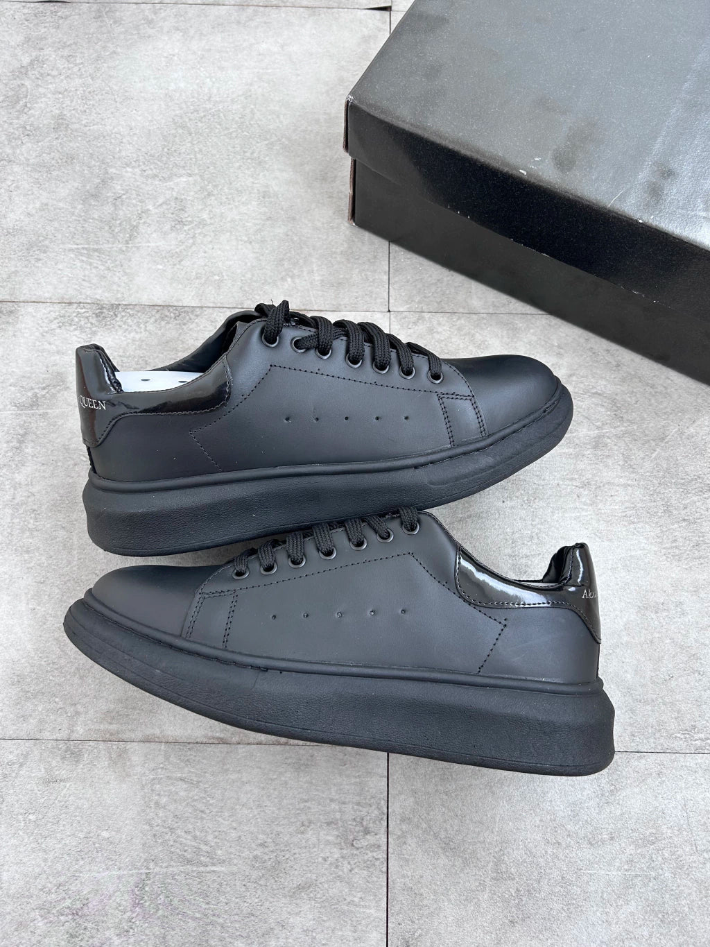 Alexander Mcqueen - Full Preto