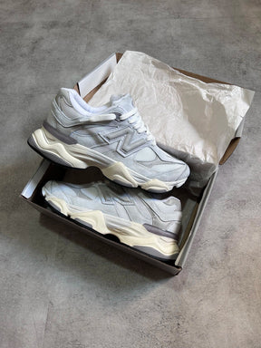 New Balance 9060 - Cinza