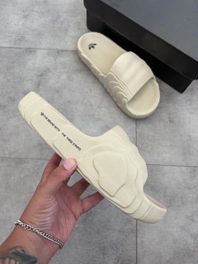 Chinelo Adidas - Adillete 22