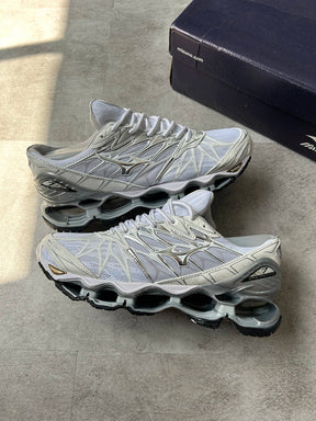 Mizuno Prophecy 7 - Branco e prata