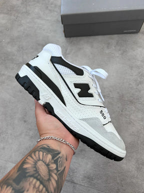 New Balance 550 - Branco e Preto