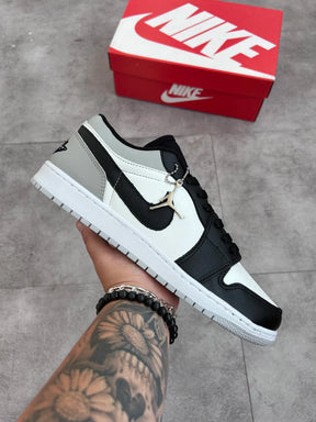 Air Jordan 1 Low - Shadow Toe