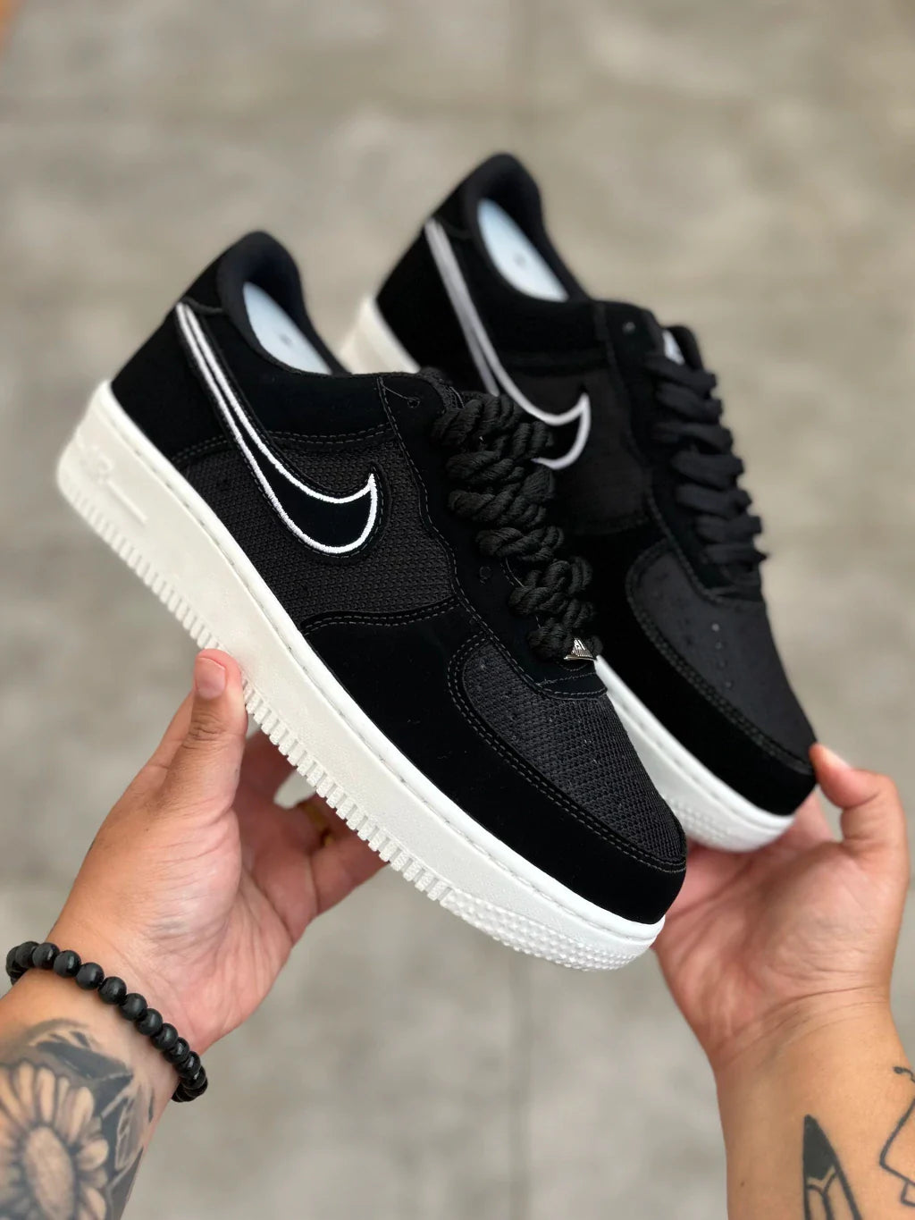 Nike Air Force 1  - Black Tecido
