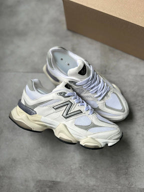 New Balance 9060 - Branco e Cinza