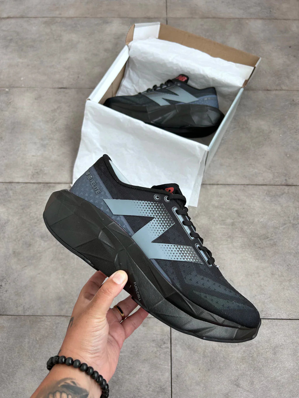 New Balance Fuelcell Rebel V4 - All Black