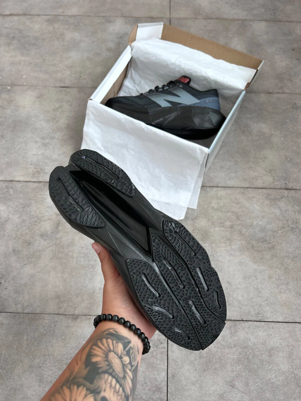 New Balance Fuelcell Rebel V4 - All Black