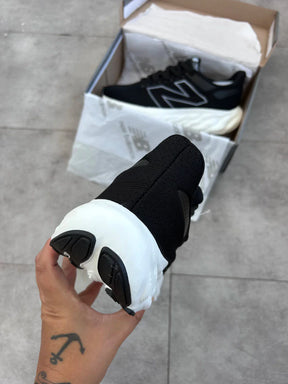 New Balance 9060 - Preto