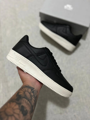 Nike Air Force 1 - Black Off-White