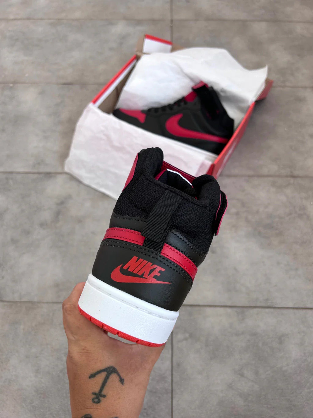 Nike Court Borough Mid 2