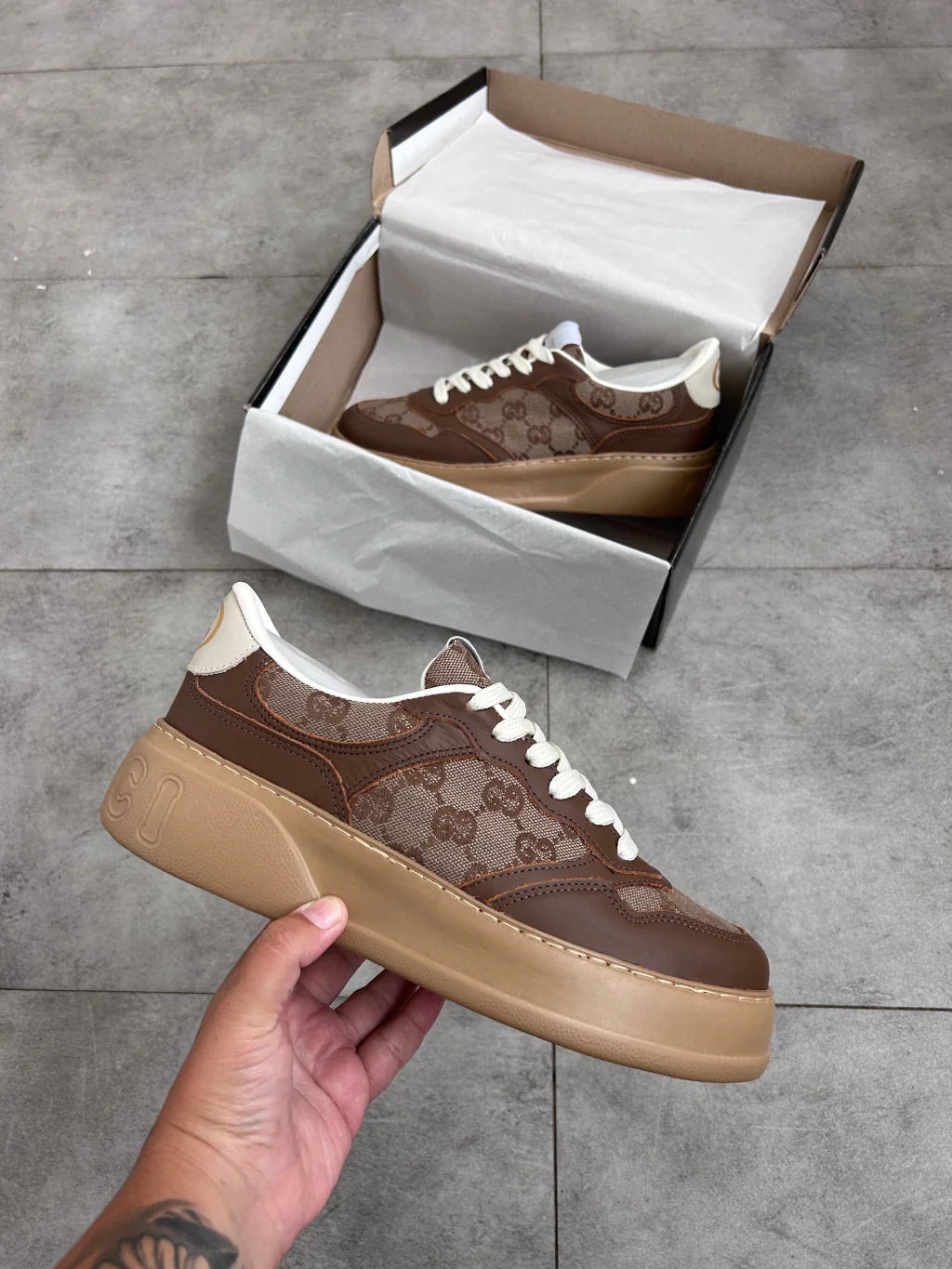 Gucci Supreme - Importado