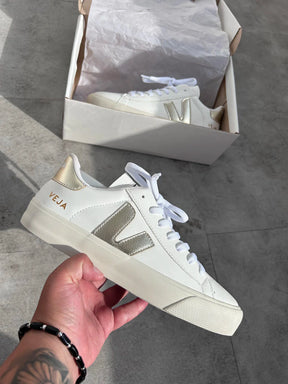 Veja - Branco com dourado