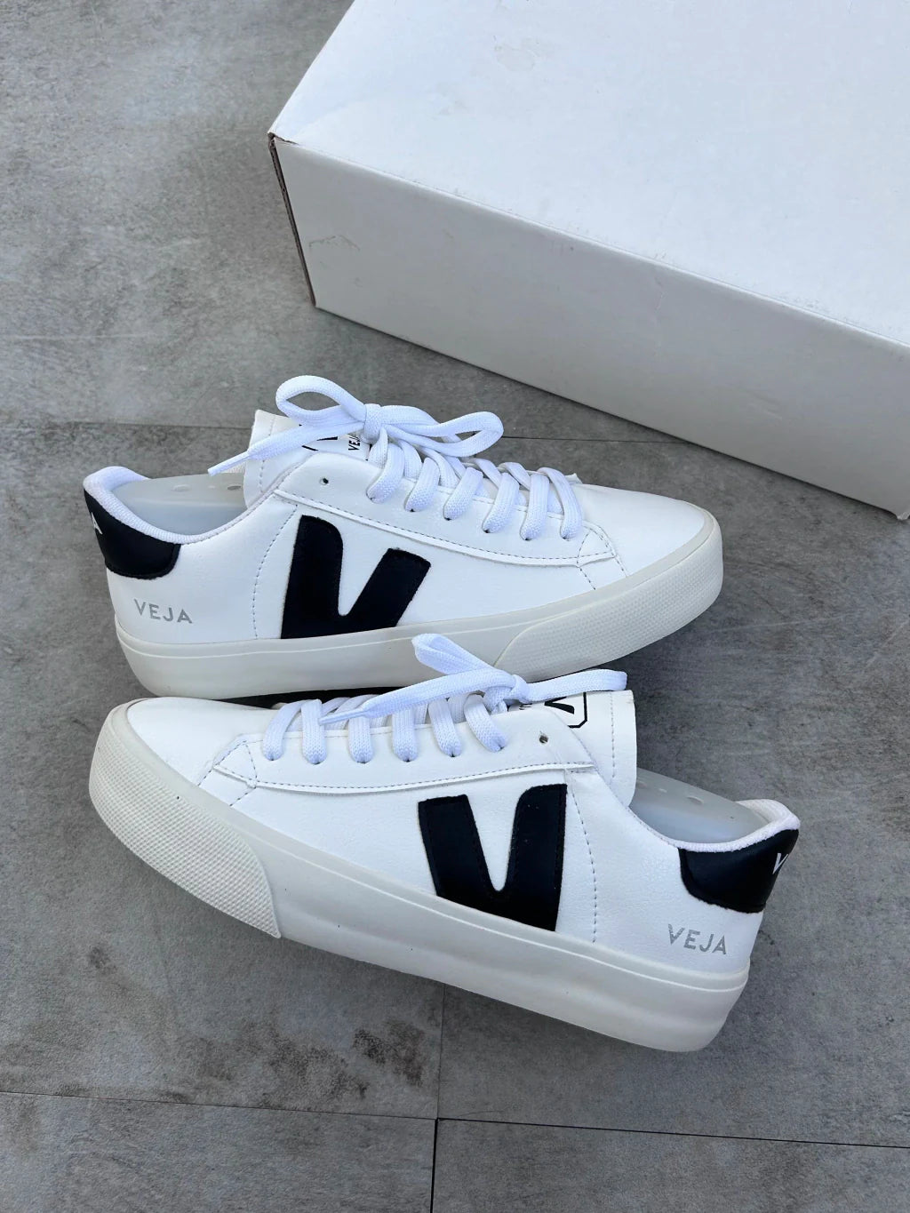 Veja - Branco com Preto