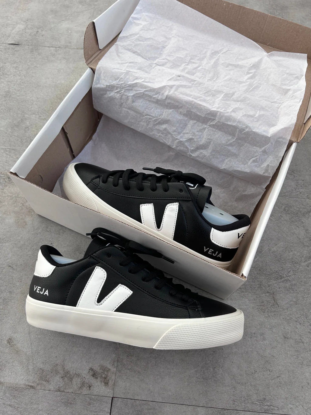 Veja - Preto