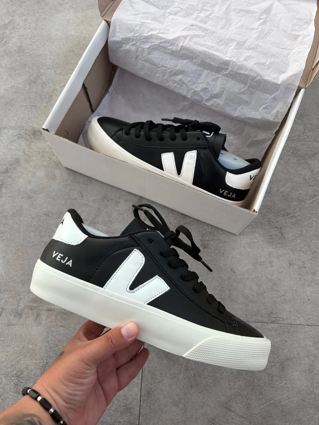 Veja - Preto
