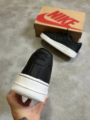 Nike Air Force 1 - Craft Black