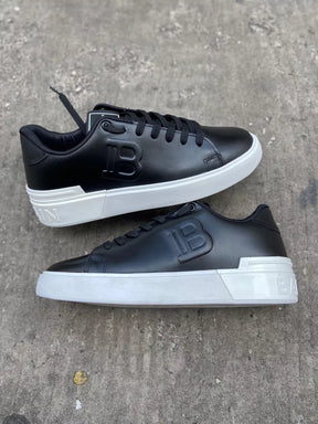 Balmain - Preto e Branco